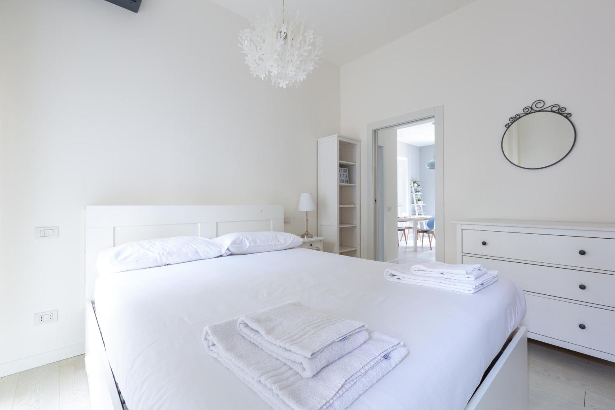 Porta Volta Bright And Roomy Flat * Milán